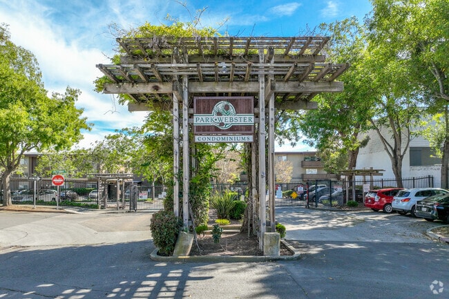 Building Entrance - Park Webster Condominiums