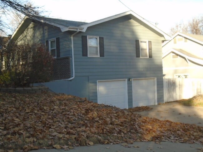 Building Photo - 200 N Delaware Ave