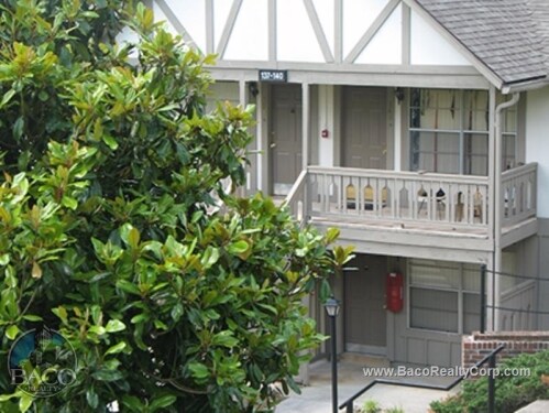 Building Photo - 6400 Lonas Dr