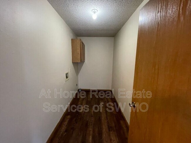 Foto del edificio - 3374A S Moreland Ct