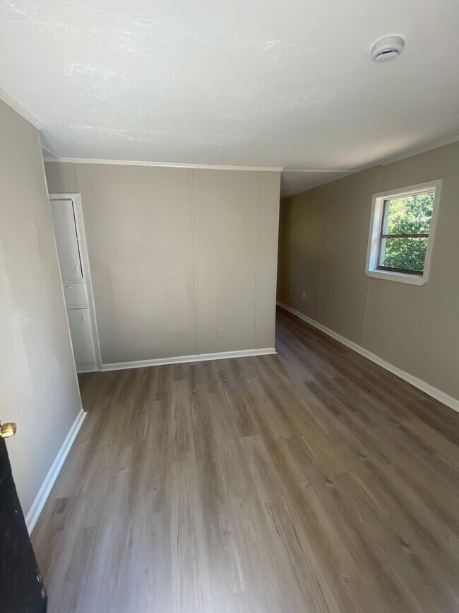 Foto del edificio - **AVAILABLE NOW**Midtown Columbus, GA 3 Bedroom / 1 Bathroom Home for