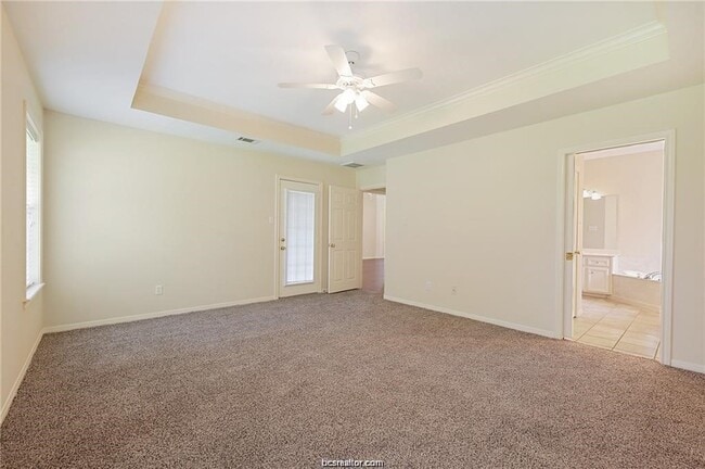 Building Photo - 4709 Shoal Creek Dr