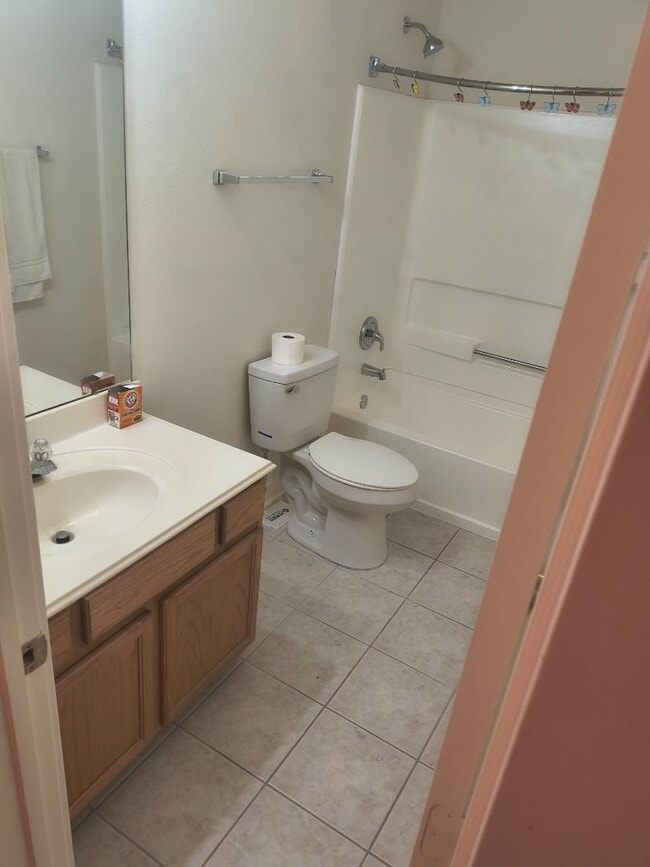 Building Photo - 6134 Spruce Bough Ct