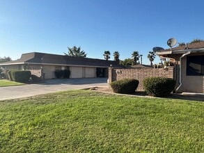 Building Photo - 406 W Carob Ave