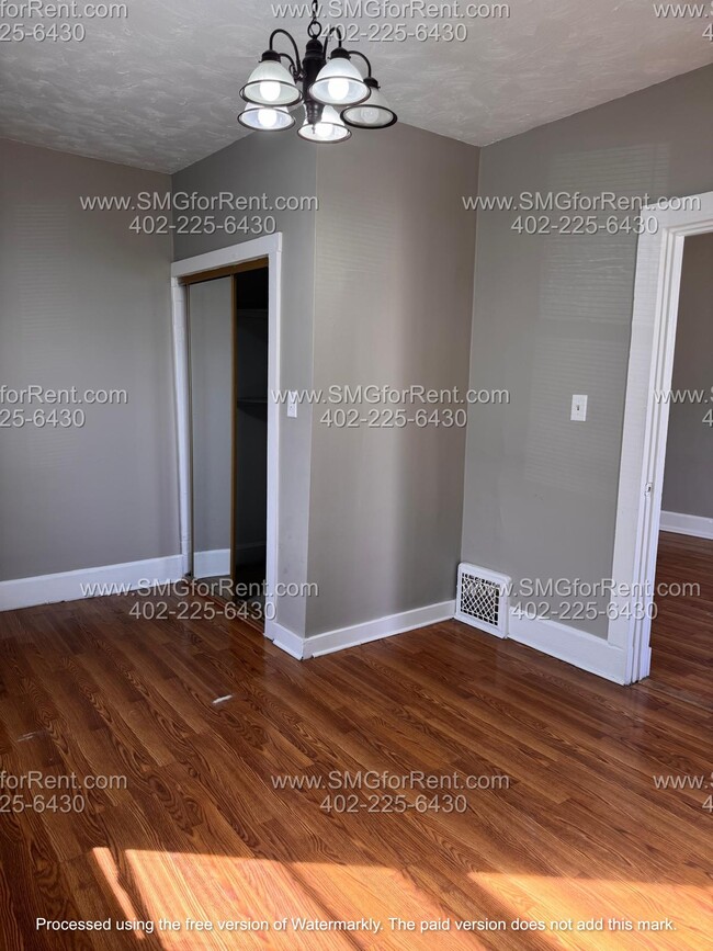 Building Photo - 3937 J St