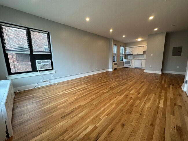 Foto del edificio - Squirrel Hill Properties