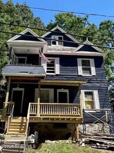 Building Photo - 213-215 Vrooman Ave