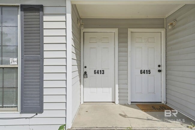 Building Photo - 6413 Schoel Ln
