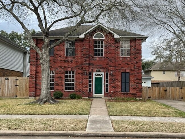 Gorgeously designed home with 4 bedrooms and 2.5 baths. A must see! - Gorgeously designed home with 4 bedrooms and 2.5 baths. A must see!