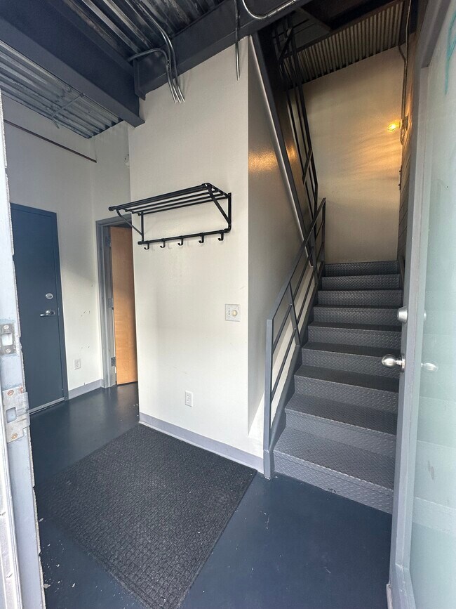 Foto del edificio - 4801 S Congress Ave