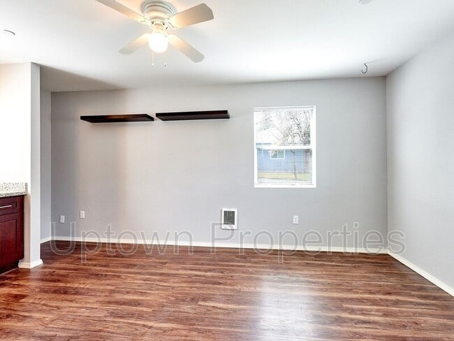 Foto del edificio - 7230 NE 18th Ave