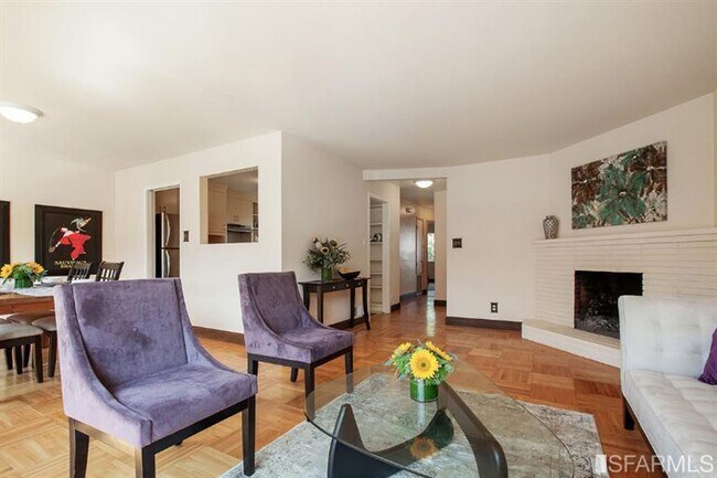 Building Photo - 27 Latona St