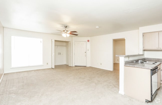 Living Room - Mission Woods