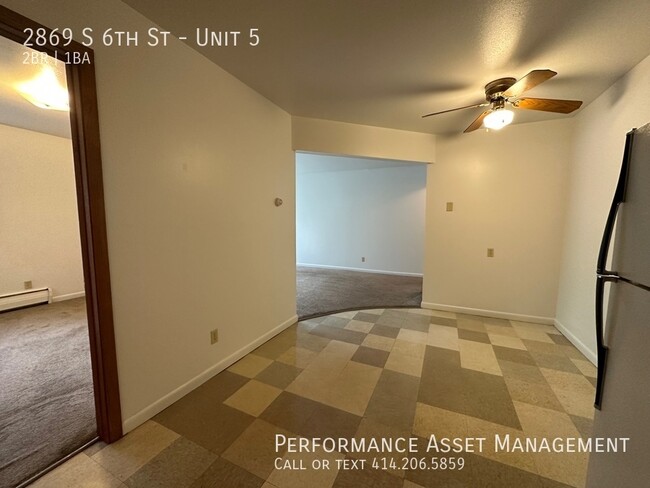 Foto del edificio - 2869 S 6th St