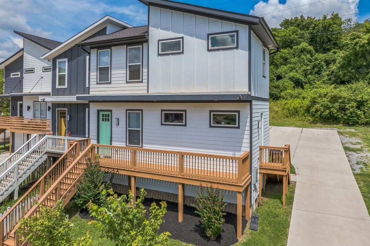 Photo - 2306 Lloyd Ave (Nashville, TN)