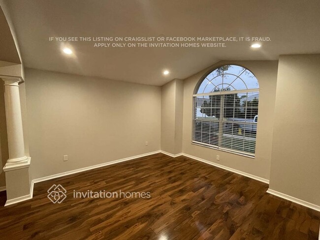 Foto del edificio - 1825 Leybourne Loop