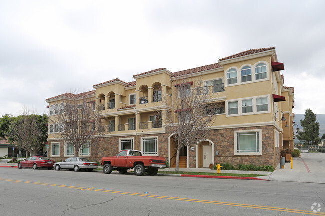 Foto del edificio - Casa Bella Apartments