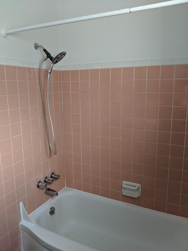 Foto del edificio - 1862 Warwick Ave