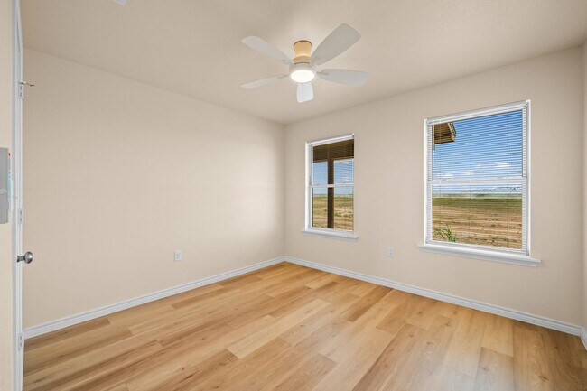 Foto del edificio - 11301 N County Rd 2800