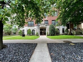 Building Photo - 4427 N Seeley Ave