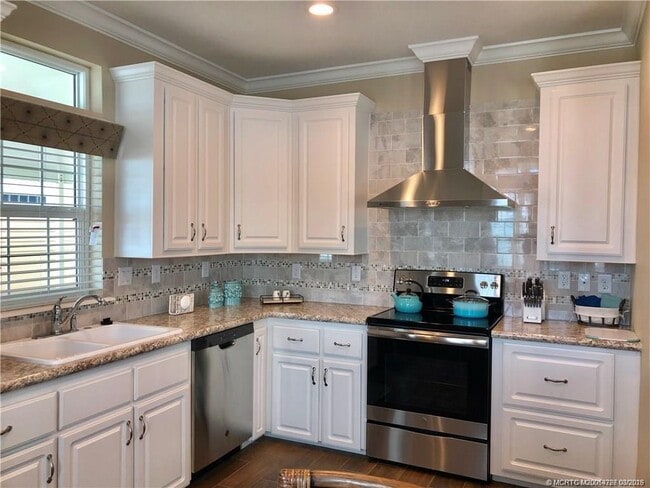 Foto del edificio - 163 NE Buoy Dr