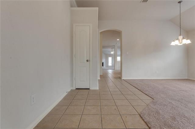 Building Photo - 2717 Sunlight Dr