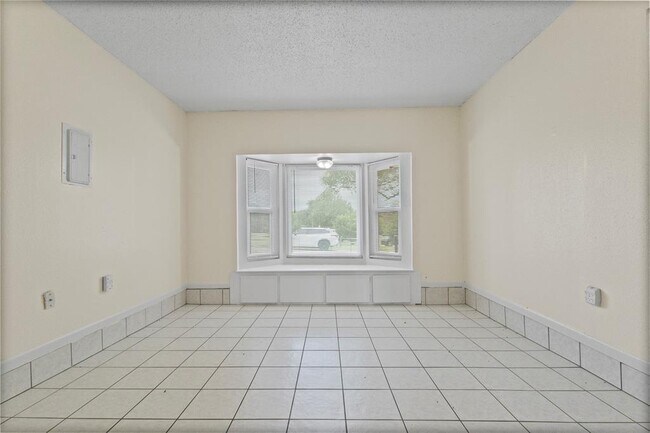 Foto del edificio - 601 Rucker St