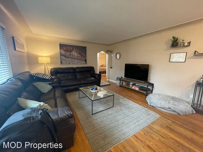 Foto del edificio - 2 br, 1 bath House - 3135 W. 21st Avenue