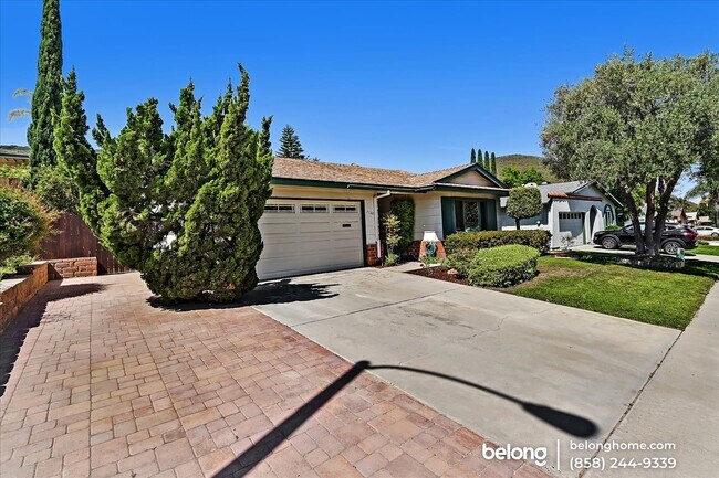 Building Photo - 15180 Penasquitos Dr