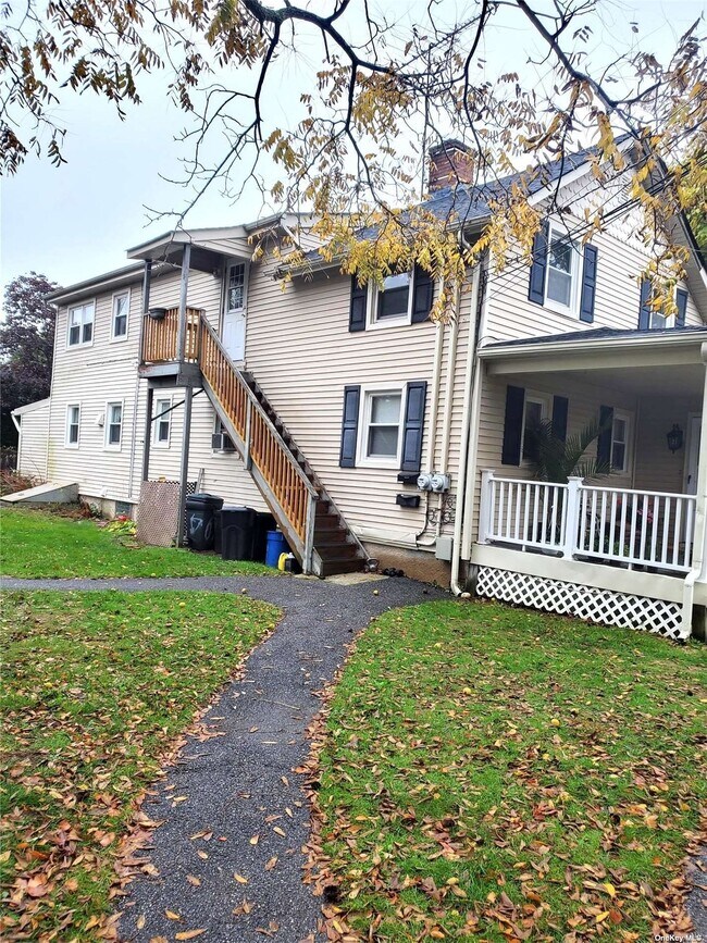 67 Union Ave, Islip, NY 11751 House Rental in Islip, NY