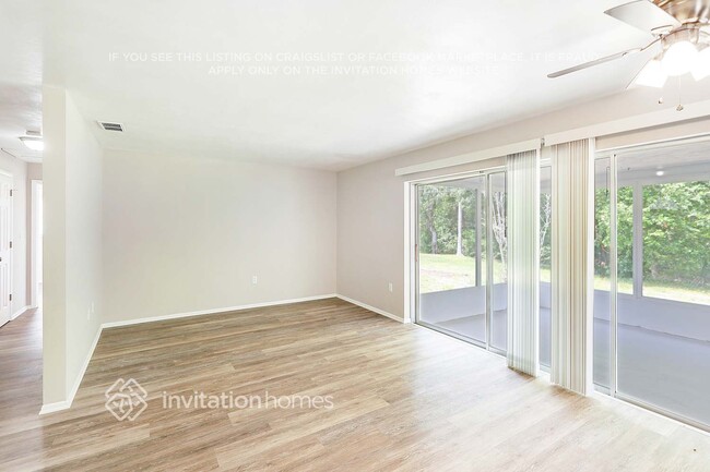 Foto del edificio - 2459 Indigo Dr