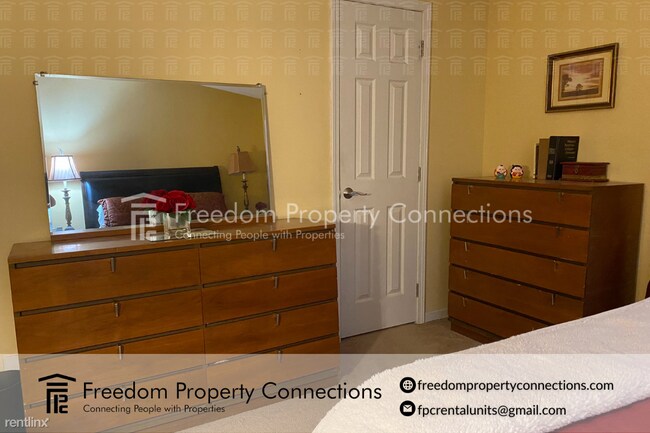 Foto del edificio - Room for Rent, 1 bath House - 760 Lomita B...