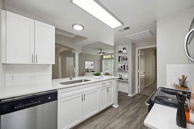 Building Photo - Allure North Dallas