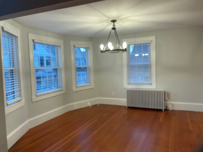 Building Photo - 58 Gibbs Ave