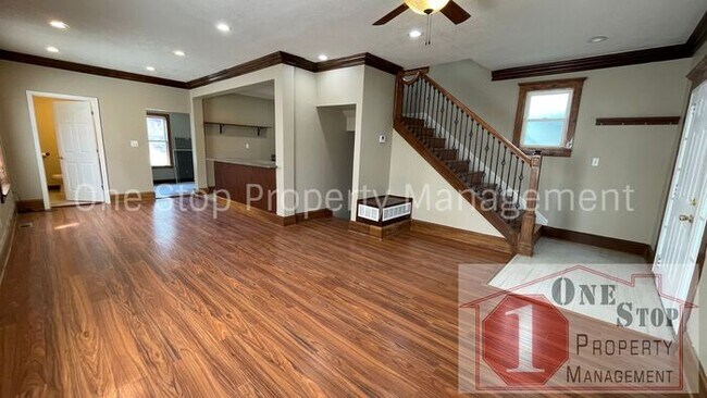 Foto del edificio - Beautiful 3 Bedroom 1 Bathroom Home in Kan...