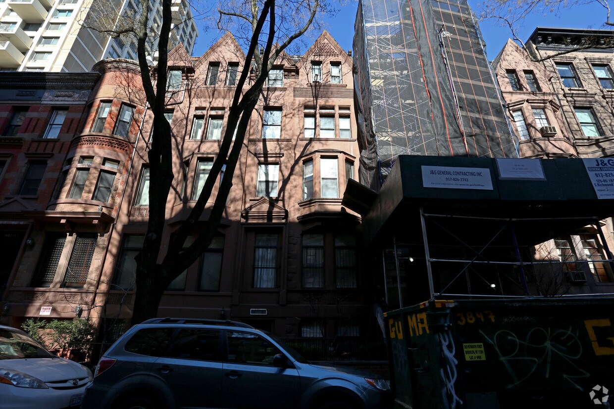 Foto del edificio - 57 W 90th St