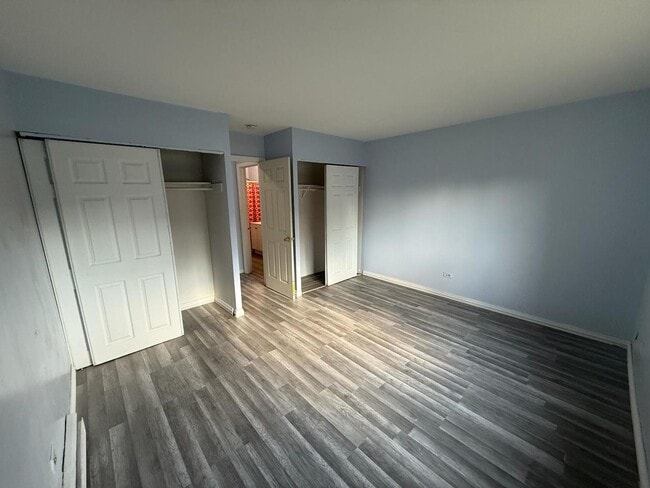 Building Photo - 1195 Meadow Ln