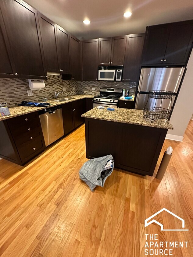 Foto principal - 2516 N Willetts Ct