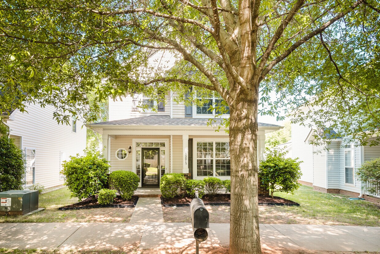 Foto principal - 13015 Meadowmere Rd