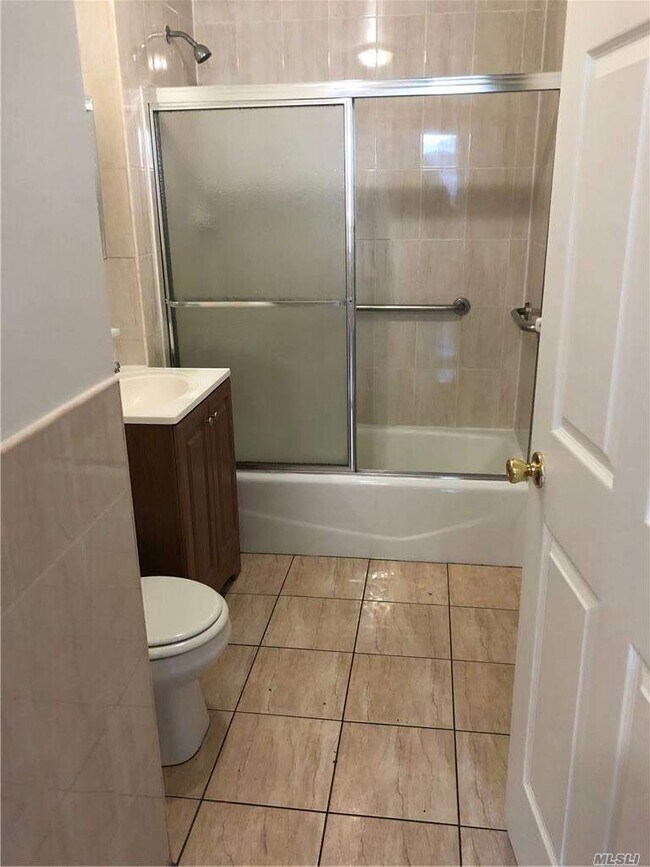 Foto del edificio - 112-39-112-38 38th Ave