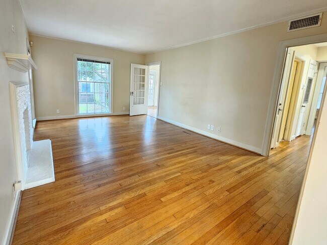 Foto del edificio - 2247 South Blvd