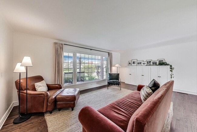 Foto del edificio - 511 S Dwyer Ave