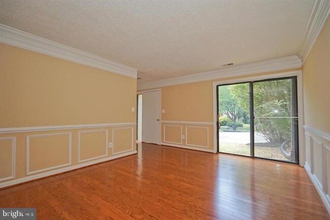 Building Photo - 2215 Coppersmith Square