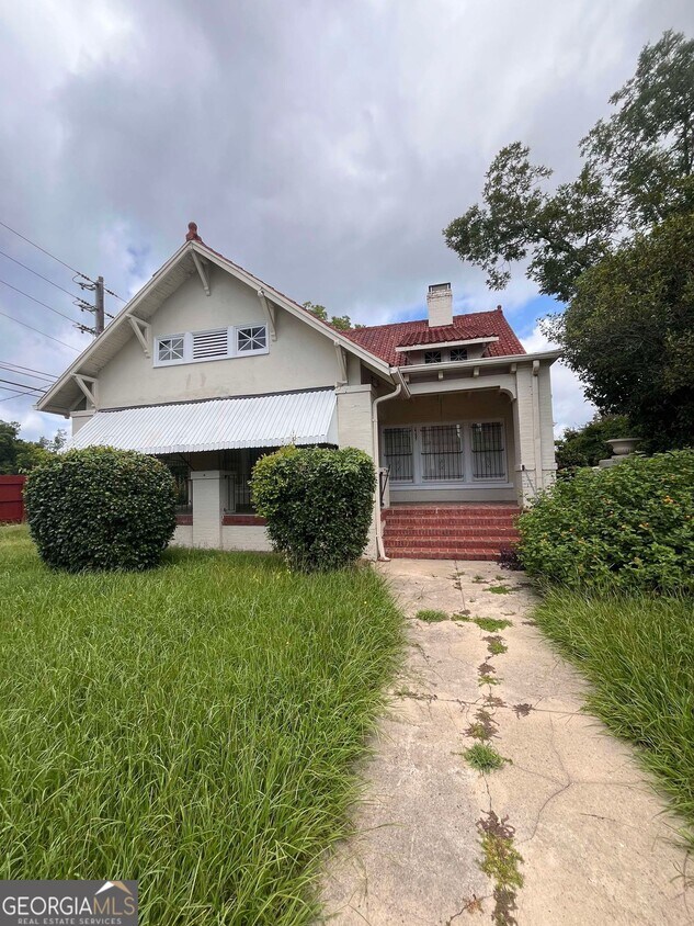 Primary Photo - 2585 Napier Ave