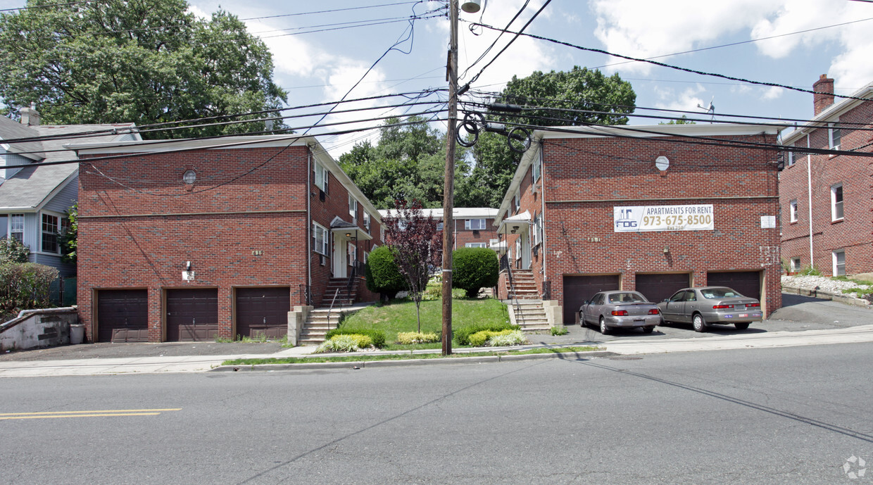 Foto del edificio - 411-419 Stuyvesant Ave