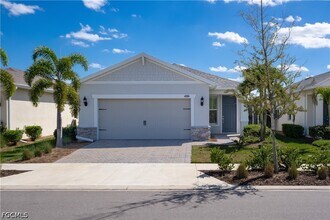 Building Photo - 42186 Edgewater Dr