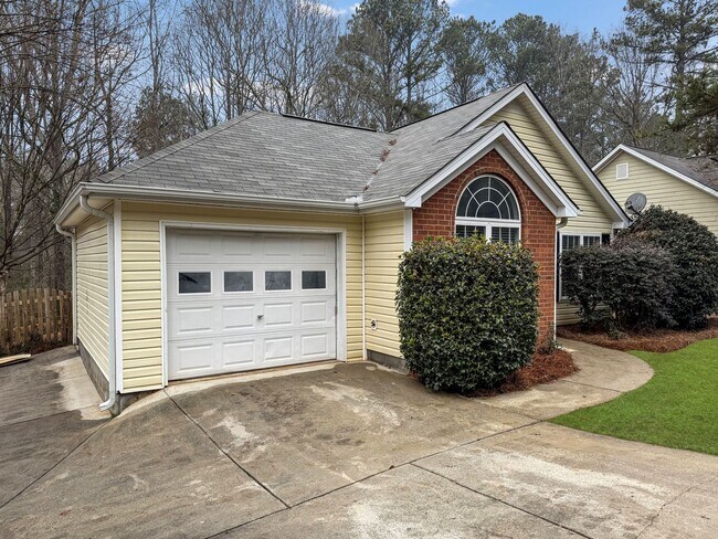 Foto del edificio - East Athens 3br House - FOR RENT