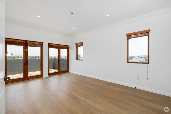 1HAB, 1BA - 900SF - Dormitorio - 930 S Robertson Blvd