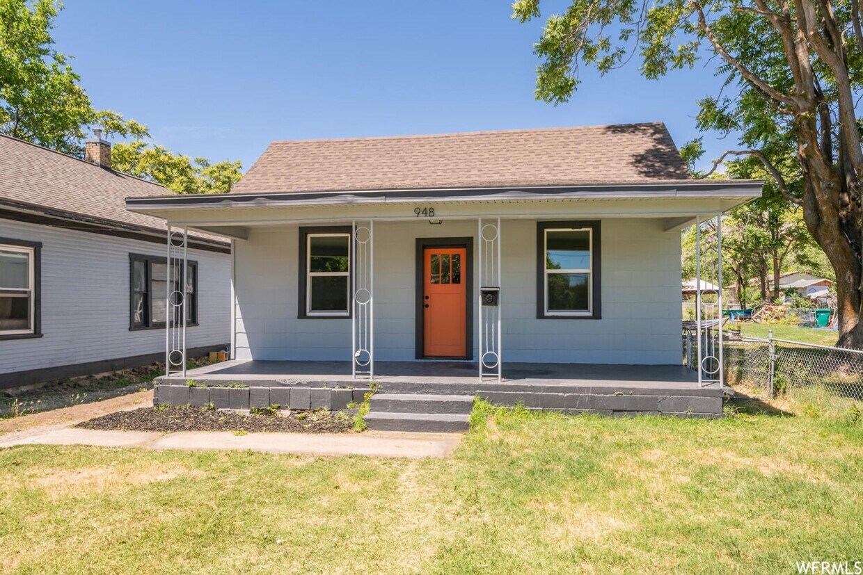 Primary Photo - 3-Bedroom Home in the Heart of Ogden!