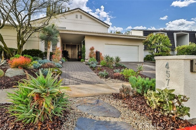 Building Photo - 4575 De Celis Pl